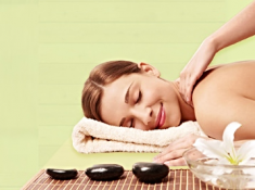 Nearbuy Flat 100% Cashback Sale Up to Rs. 2000 [Spa & Salon, New Users]
